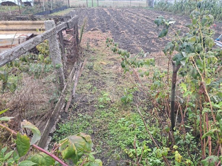 Casă individuală cu 3 camere cu Teren 400 Mp în Hălchiu