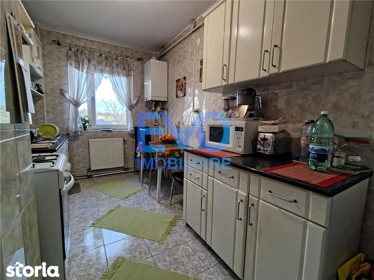 Apartament cu 4 camere, 2 bai, 3 balcoane, 83.86 mp, zona Tatarasi - 9