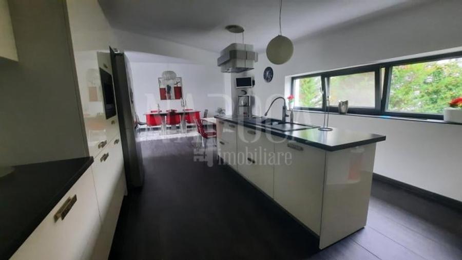 Casa 8 camere de inchiriat in Cetatea Fetei, Floresti - 12