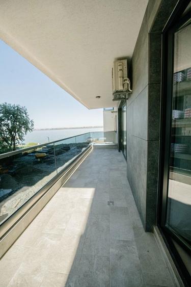 Astoria residence lake !! - 8