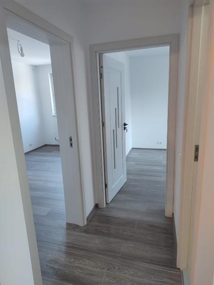 🏠 Particular - De vanzare apartament 3 camere - centrala- Aleea Compozitorilor - 11