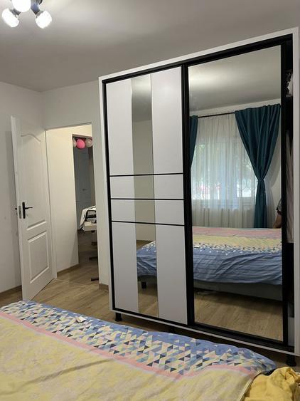 Ofer chirie/ cautam colega - 4