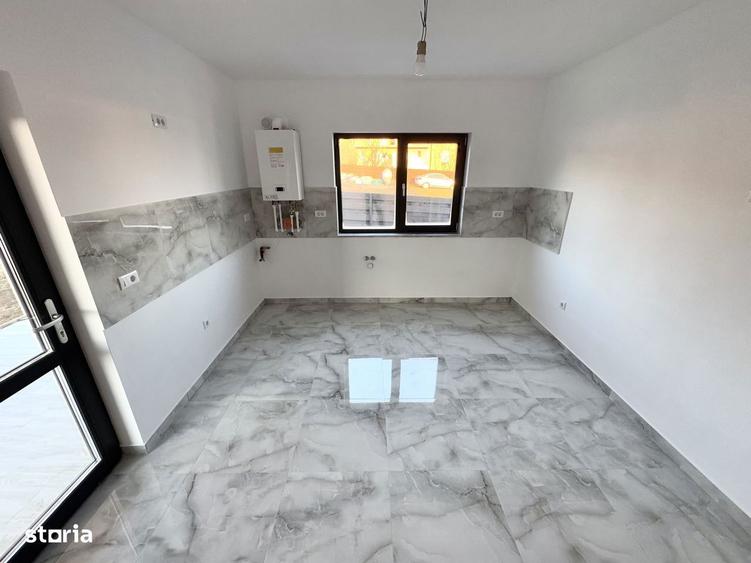 MAGAZIE! Incalz in pard! Vila 4 camere Valea Adanca (Miroslava) - 10