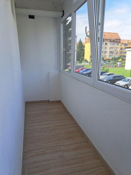 2 camere etaj 1 zona cedonia 350 eu - 6