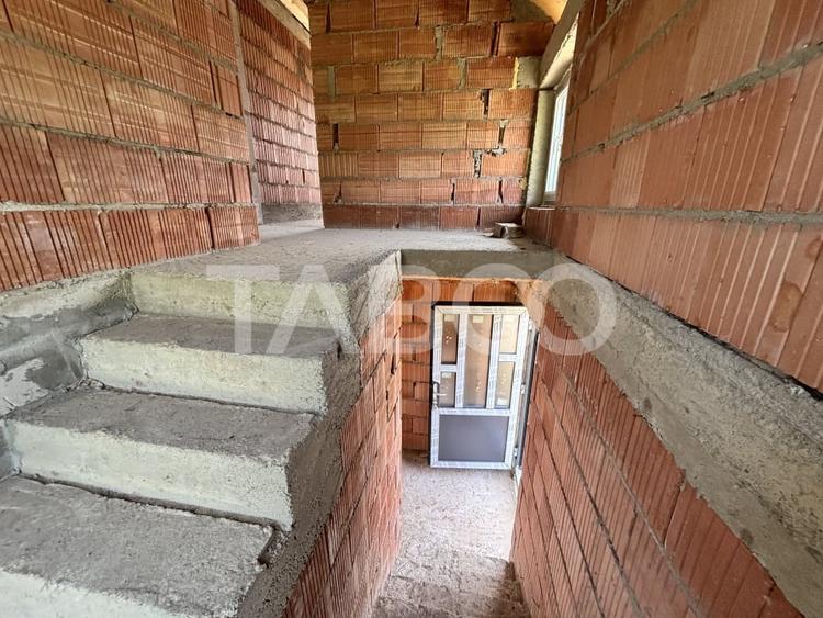 Casa individuala de vanzare constructie noua 2024 Sura Mare - 2
