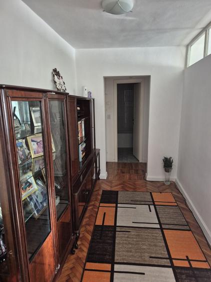 Apartament cu 2 camere decomandat în Ultracentral