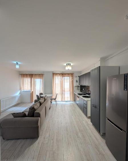 Apartament cu 3 camere de inchiriat, prima inchiriere Apartament cu 3 camere de inchiriat, prima inchiriere