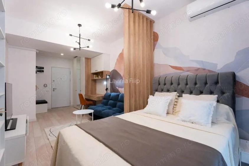 Garsoniera decomandata 44 mp-Statie STB in fata blocului- Splaiul Unirii