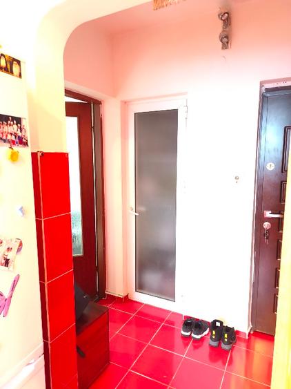  Apartament  2 camere. - 7