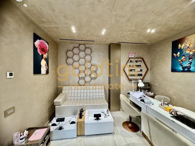 SPATIU VITRINA/ PRETABIL SALON INFRUMUSETARE - 38