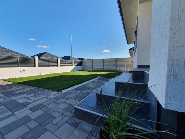 Ansamblu rezidențial modern , format din 68 case individuale - 2