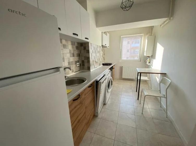 Garsoniera, Splaiul Unirii, Targ Vitan, CENTRALA PROPRIE, DECOMANDATA, Mobilata - 3