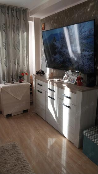 De vanzare garsoniera - 2