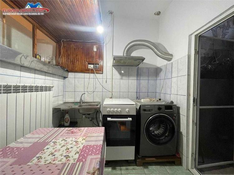 Vand casa oras Tulcea, zona ultracentrala - 3