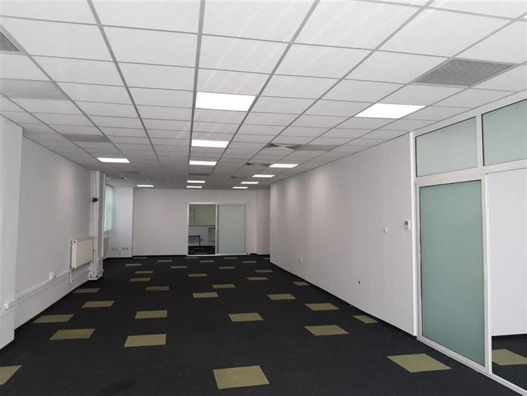 Spatiu pentru birou - 124 mp - ultimul spatiu disponibil - 4
