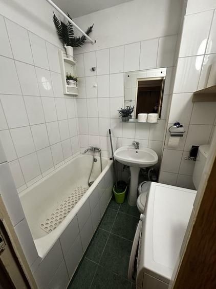 Apartament 2 camere , strada Luica ( Piata Resita ) , bloc reabilitat - 4