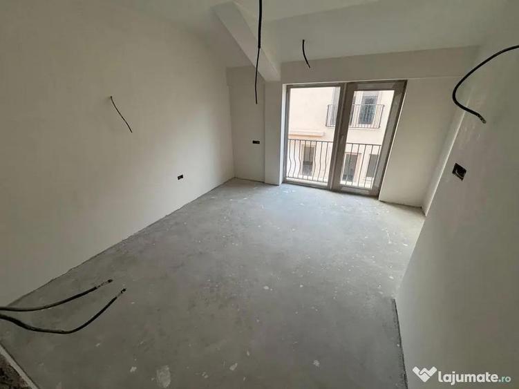Casa de vanzare Duplex zona Carrfour - 11