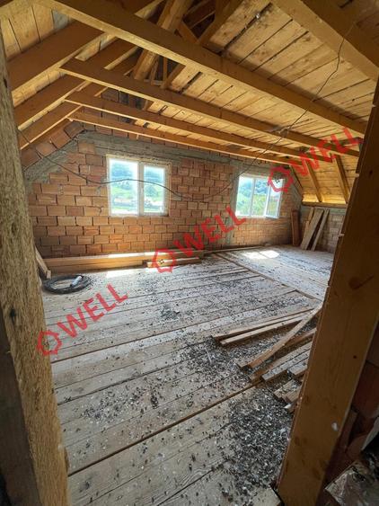 Casă familială de vânzare în Vâlcele - 5