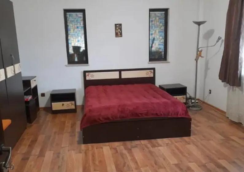 Apartament 3 camere de inchiriat zona Anda - 1