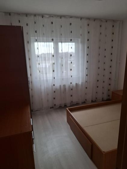 Apartament cu 2 camere semidecomandat în Titan
