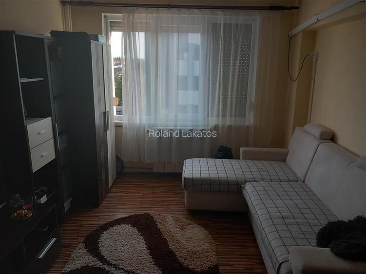Apartament cu 2 camere decomandat în Central Apartament cu 2 camere decomandat în Central