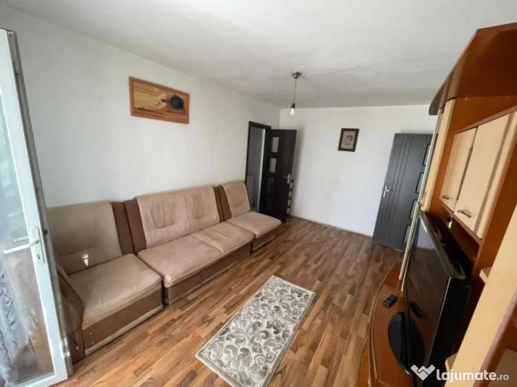 Apartament 3 camere decomandat, 65 mp, zona Lapus - 5