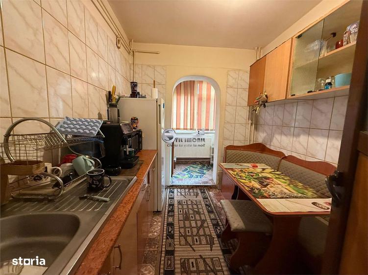 2 CAM PODU DE FIER, TUDOR VLADIMIRESCU, DECOMANDAT, MUTARE IMEDIATA - 7