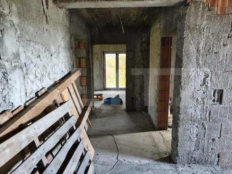 Oportunitate: Vila P+1+M in Titu, 146 mp/nivel, teren 1607 mp - 3