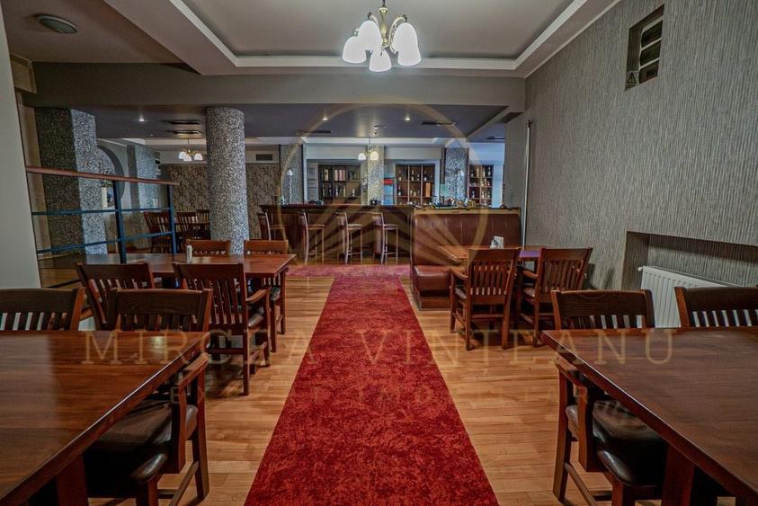 Hotel 3 Stele de Vânzare la  Delfinariu, aproape de Mamaia - 5