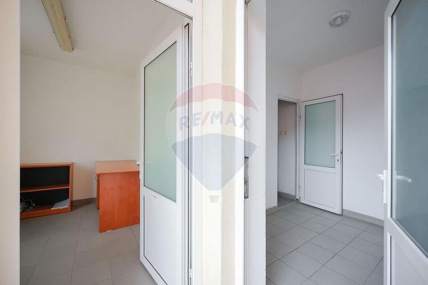 Spatiu comercial si brutarie/patiserie de Inchiriat in zona Iosia - 11