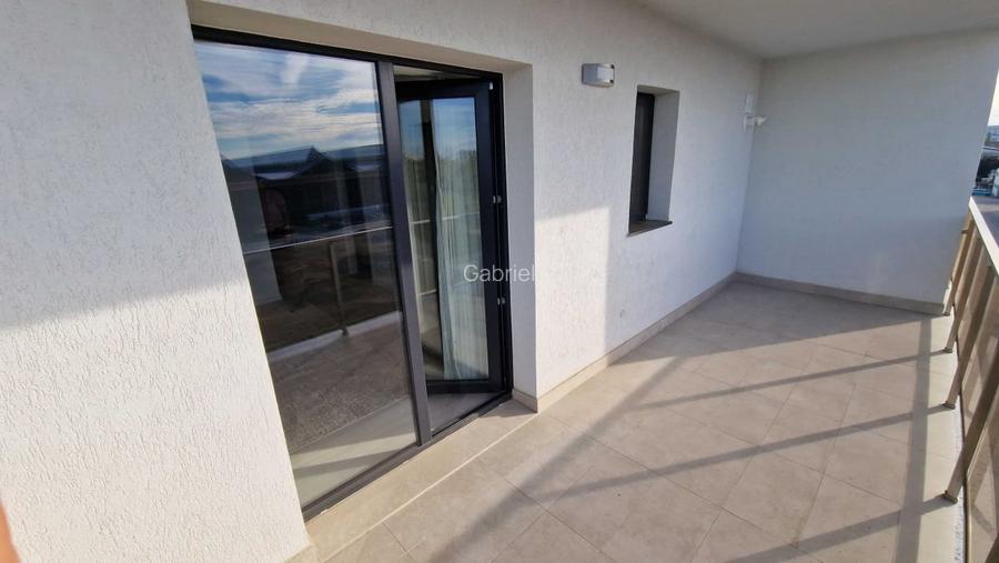 Apartament 3 camere,90mp, decomandat. centrala, parcare,Hils Republica