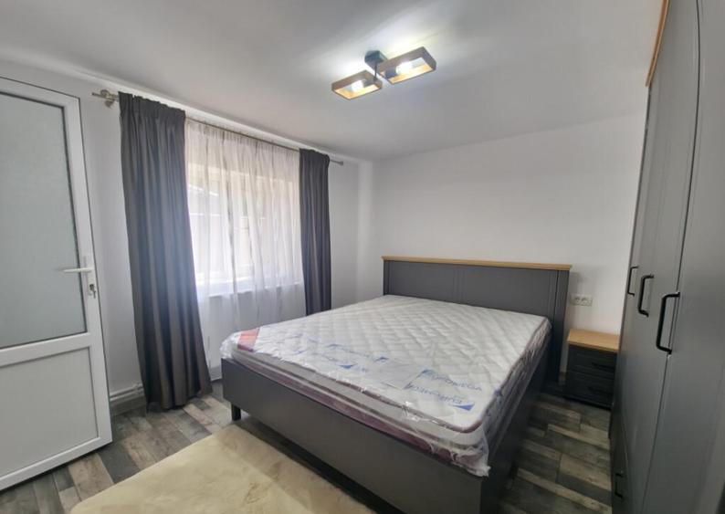 Casa individuala 3 camere foisor acoperit curte km 4 - 2