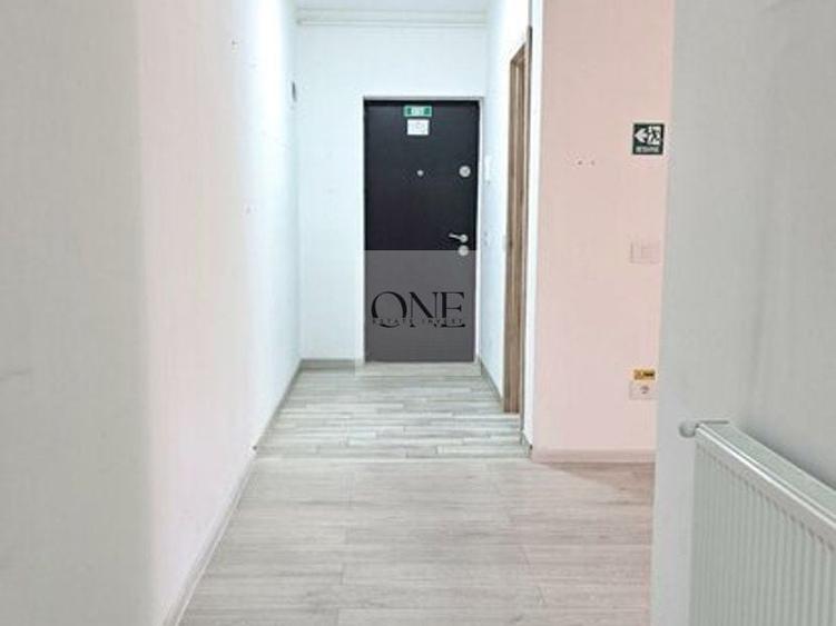 Spatiu De Birou Zona De Case Tractorul - 5