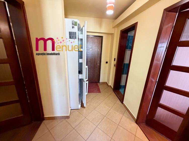 Apartament 2 camere,str.Mircea Voda,etaj 2 - 4