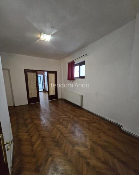 2 camere Universitate l Centrul Istoric 2 camere Universitate l Centrul Istoric