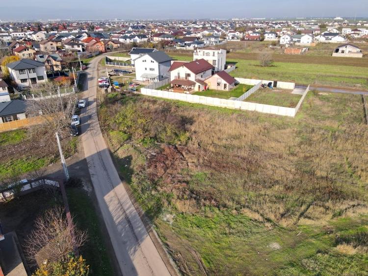 Teren Intravilan Ciresilor Com. Berceni | utilitati: la strada | #CG17 - 1