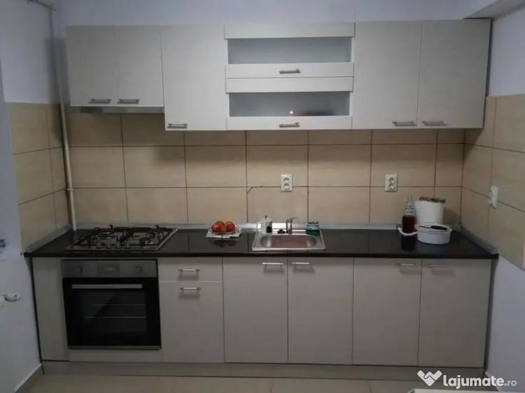 Apartament 4 camere, decomandat - zona Tohanu Nou. - 2