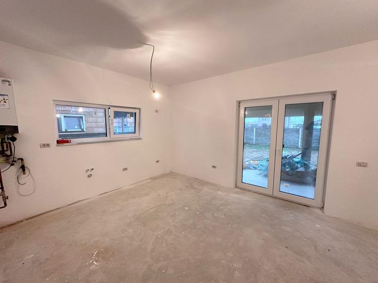 Duplex 4 camere, toate utilitatile la asfalt - 3