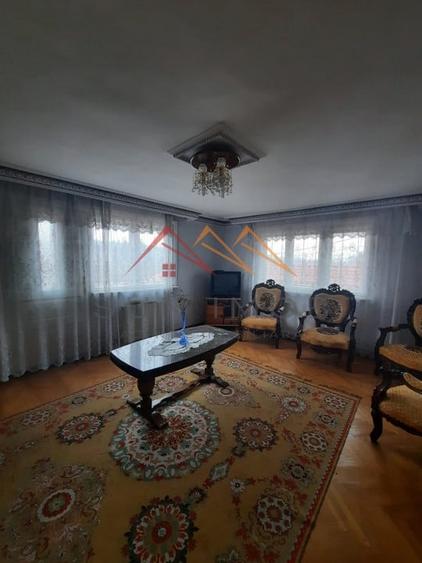 Vila 7 camere, an 1984, garaj, terasa, teren 604 m2, Poiana Campina,PH - 12