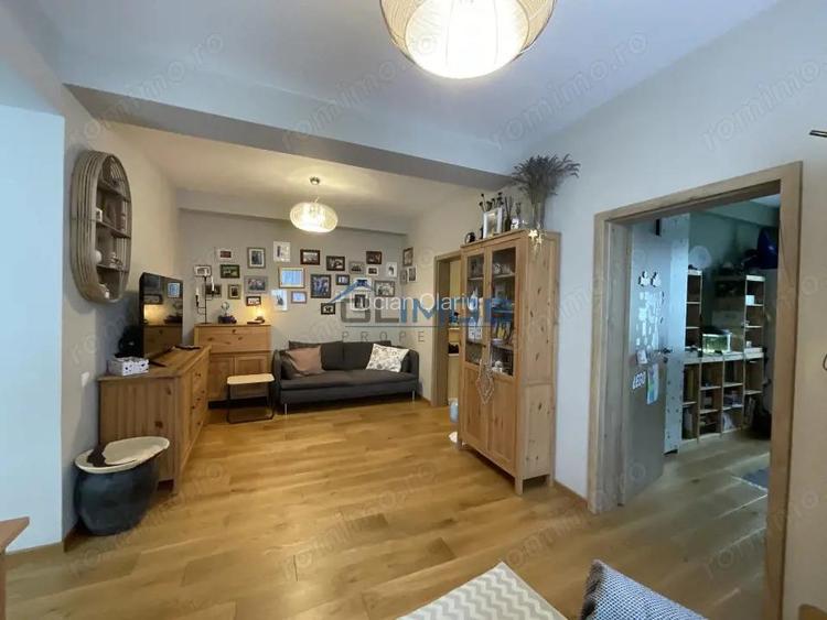 Vila de vanzare Pia?a Alba Iulia, Unirii, Sector 3, Bucure?ti