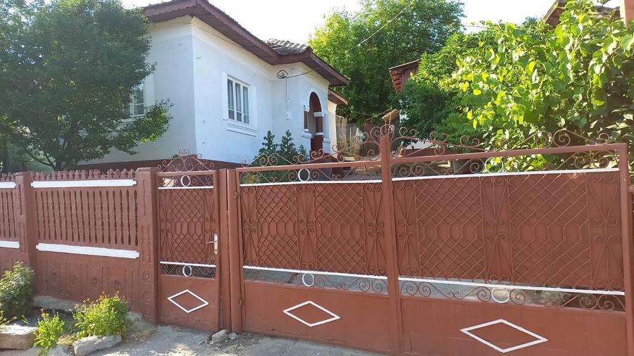 Casa de vanzare Bucovat, Dolj 2 imobile, 5 camere, 1118 mp teren - 1