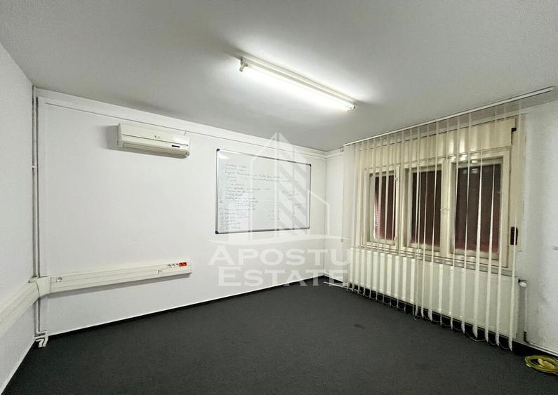 Casa cu 5 camere, 2 bai, pretabila pentru birouri. Girocului - 5
