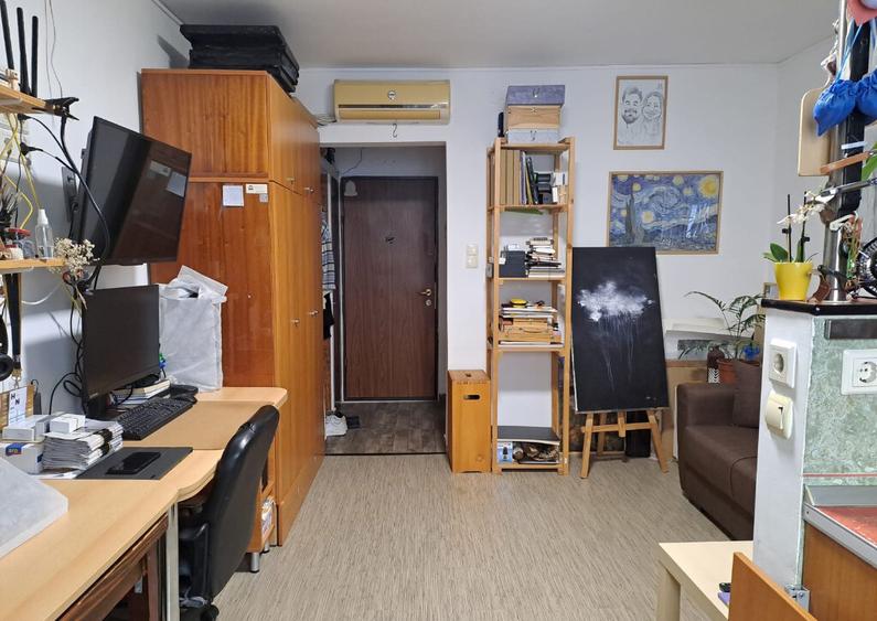 Garsoniera semidecomandata - zona Astra - 17