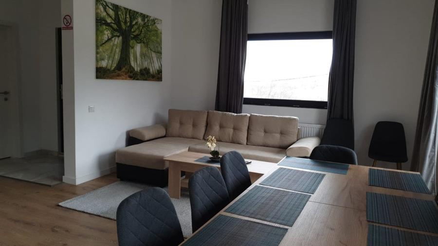 VAND COMPLEX TURISTIC IN BRAN LANGA PARTIA DE SCHI ZANOAGA - 28