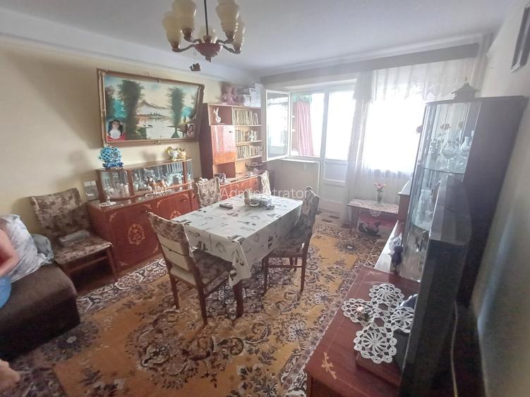 Vanzare 3 camere-Imobiliare MAXICONFORT