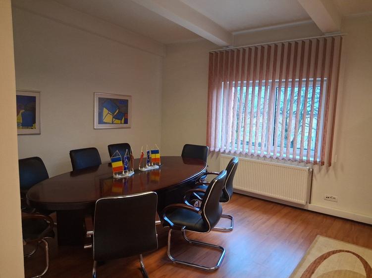 Imobil D+P+E situat in Calea Feldioarei, suprafata 3488 mp, teren 6800 mp ! - 1