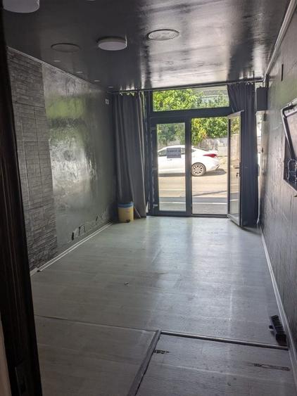 Spatiu comercial de inchiriat sau de vanzare - 9