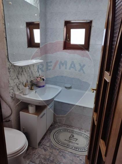 Apartament 3 cam, 2 balcoane, loc parcare zona Micalaca Orizont - 11