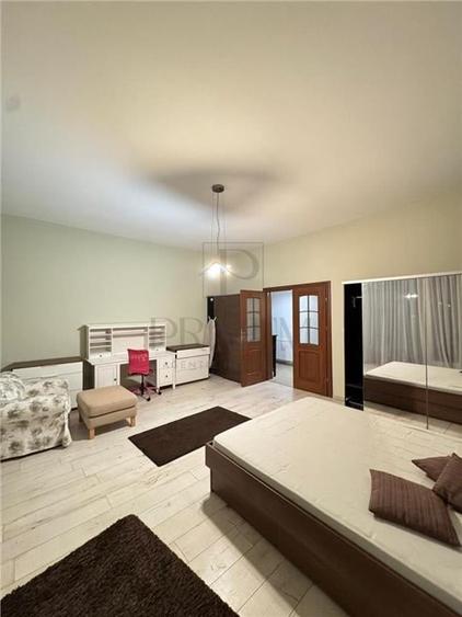 MEDICINA - ETAJ 2 - GARAJ+BOXA CF - 3 CAMERE - 2 BAI - CENTRALA PROPRIE - CLIMA - 1