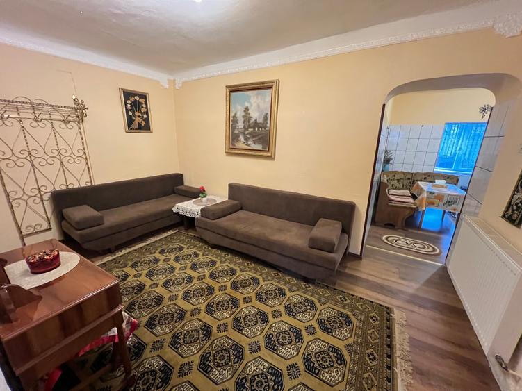 rtament 2 camere decomandat la casă – Zonă Centrală - 2